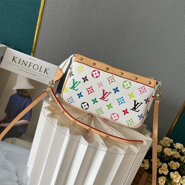 Louis Vuitton Medieval Black Color Packet Code: M92649