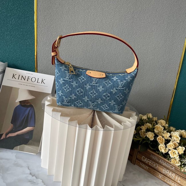 Louis Vuitton Hills Pochette Clutch Code: M82949