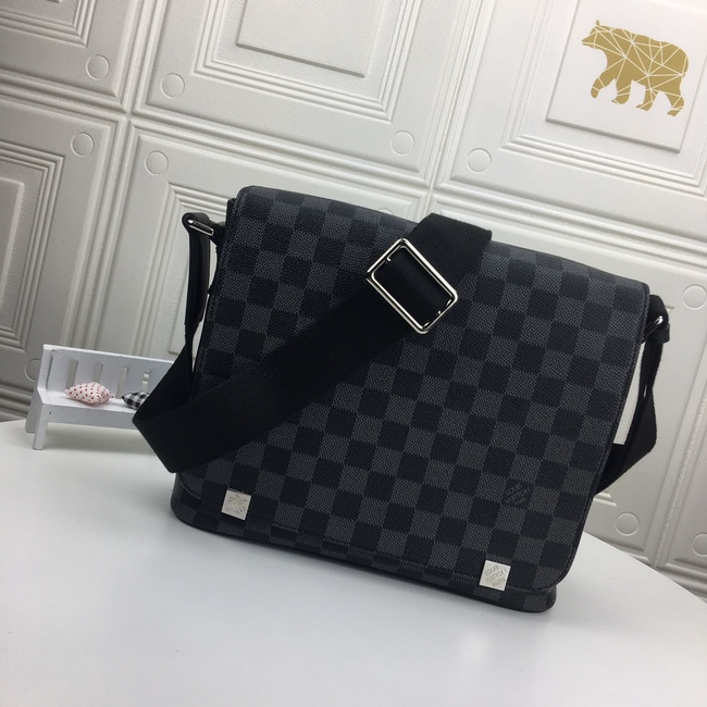 Louis Vuitton District Small Bag Code: N41028/41031
