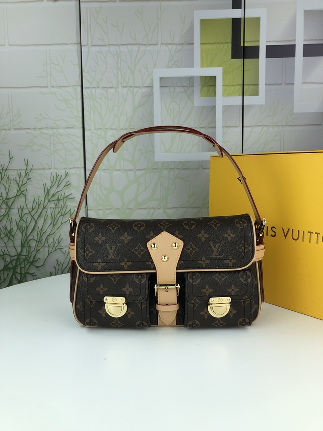 Louis Vuitton Crossbody Bag Code: /M40027