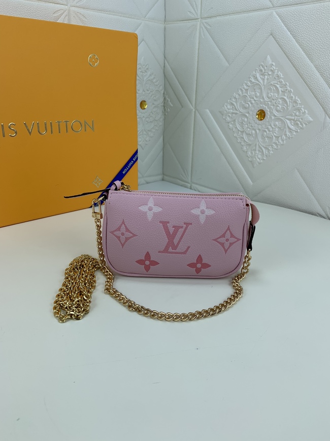 Louis Vuitton Mini Pochette Accessoires Clutch Code: M80501