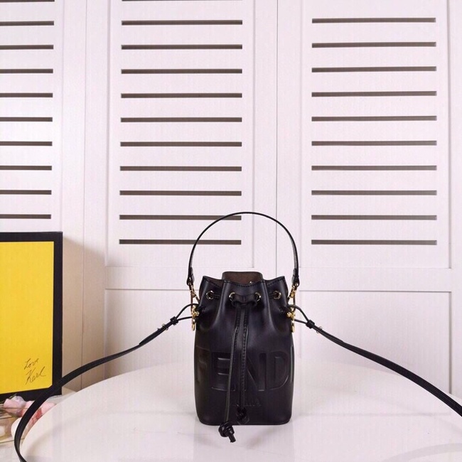 Fendi Crossbody Bag Code: 9233-1