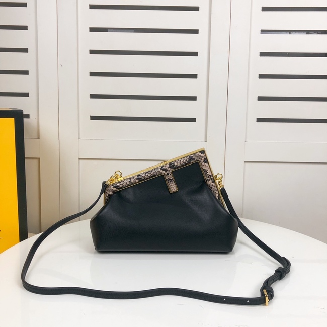 Fendi Cowhide Crossbody Bag Code: 833#/832#/