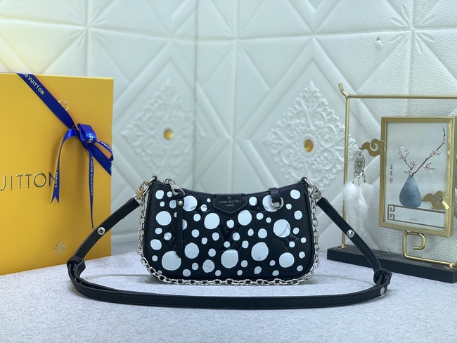 Louis Vuitton Easy Pouch On Strap Bag Code: M81908