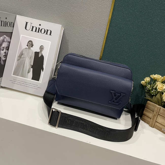 Louis Vuitton The Latest Fastline Messenger Bag Code: M22482/M22611