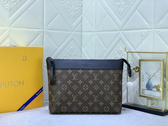 Louis Vuitton Pochette Voyage Souple Clutch Code: M82545 M82543