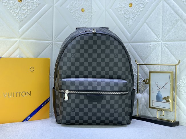 Louis Vuitton Discovery Backpack Code: M46553