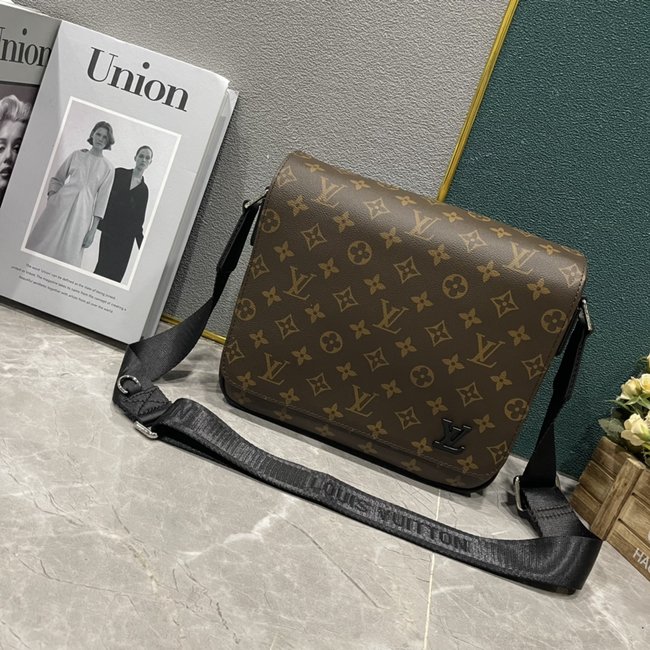 Louis Vuitton District Small Messenger Bag Code: M46255 23785 42711 42710 45272