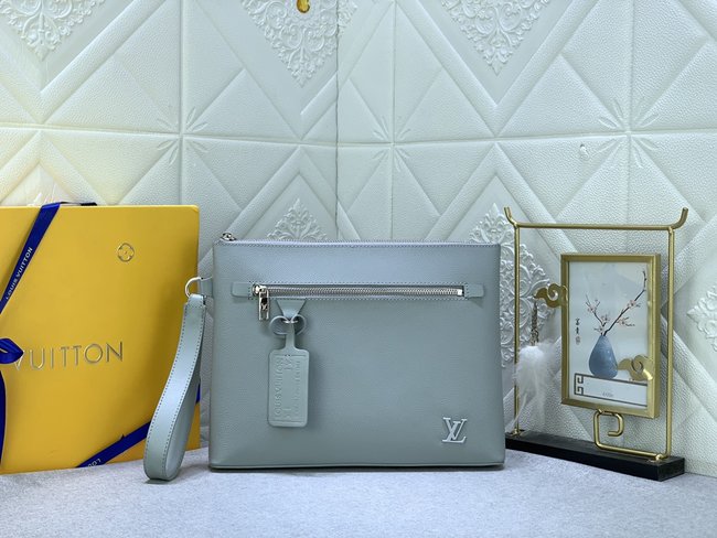 Louis Vuitton Ipad Clutch Code: M40504 M40505 M81375 M69837 M69837 M82270