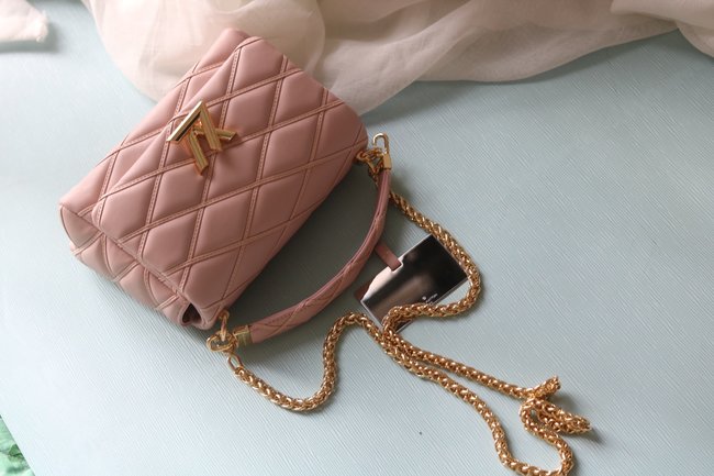 Louis Vuitton Twist Nicolas Ghesquière Go-14 Medium Bag Code: M24186/M22891/M22890/ M23601/ M23568/ M23682/