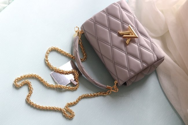 Louis Vuitton Twist Nicolas Ghesquière Go-14 Medium Bag Code: M24186/M22891/M22890/ M23601/ M23568/ M23682/