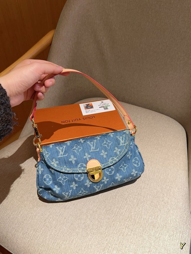 Louis Vuitton Vintage Denim Denim Second Hand Armpit Bag 