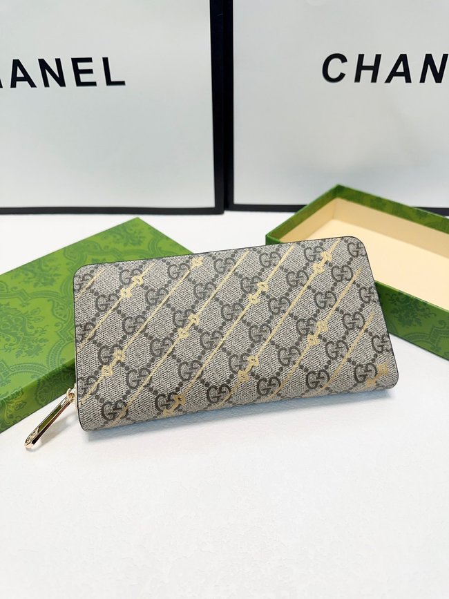 Gucci Supreme Canvas Card Holder 