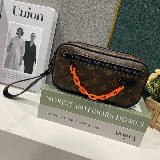 Louis Vuitton Monogram Clutch Code: M68321