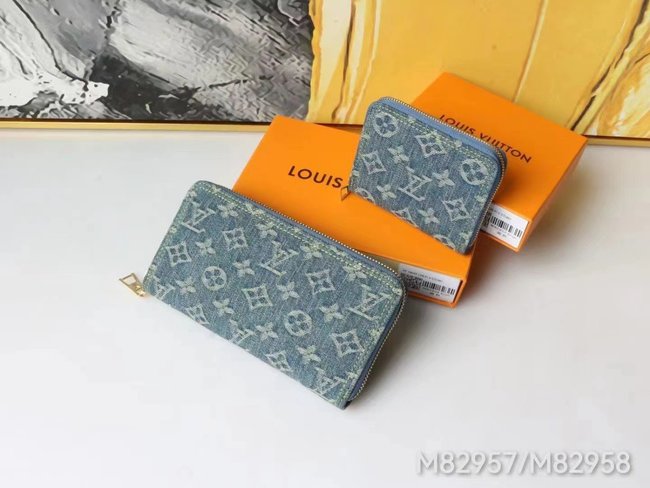 Louis Vuitton Jacquard Denim Zippered Wallet Code: M82957