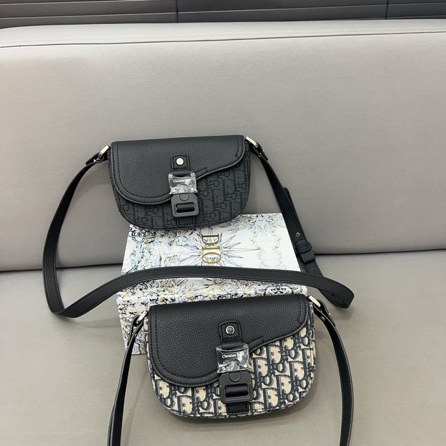 Dior Embroidered Knitted Camera Bag 