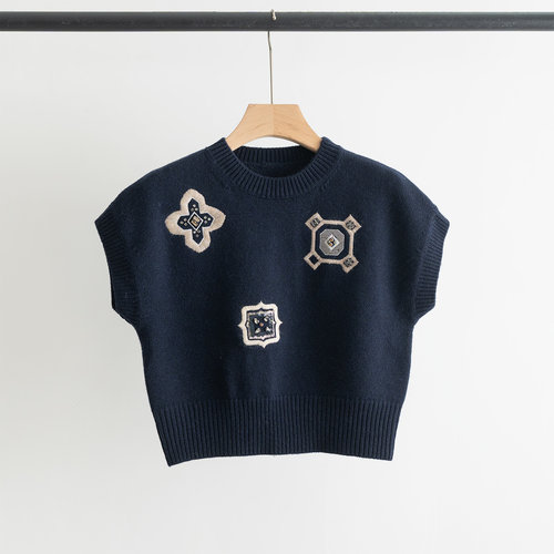 Max Mara Well - Crafted Wool - Cashmere Short Sweater with Batwing Sleeves