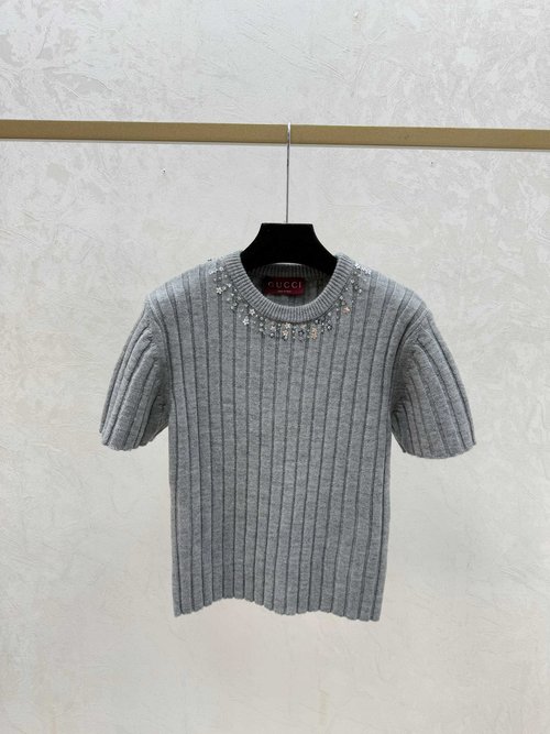 Gucci Solid Color Beaded Round Neck Short Sleeve