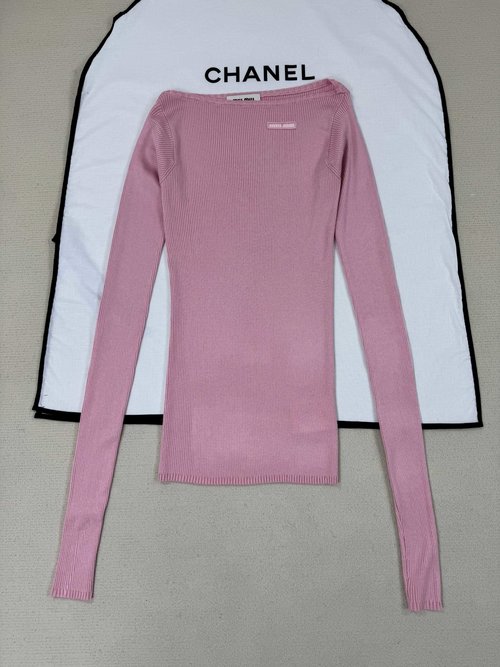 Miu Miu Classic Knit Sweater with Timeless Detail Embellishment