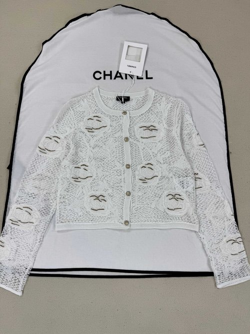 Chanel Knitted Cardigan: Cozy Comfort with Intricate Design