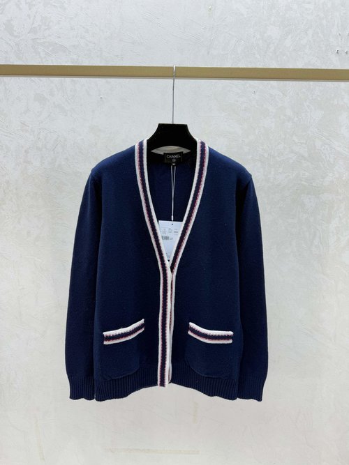 Fendi Contrast Color Letter Collar Knitted Short Sleeve