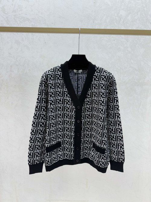 Fendi Color - Blocked Floral V - Neck Knitted Long Sleeve Cardigan in White and Black