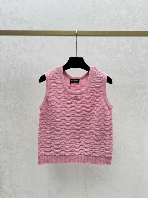 Chanel White and Pink Solid-Color Simple Round-Neck Knitted Vest