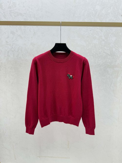 Gucci Solid Color Simple Round-Neck Knit Long Sleeve in Apricot, Pink and Red