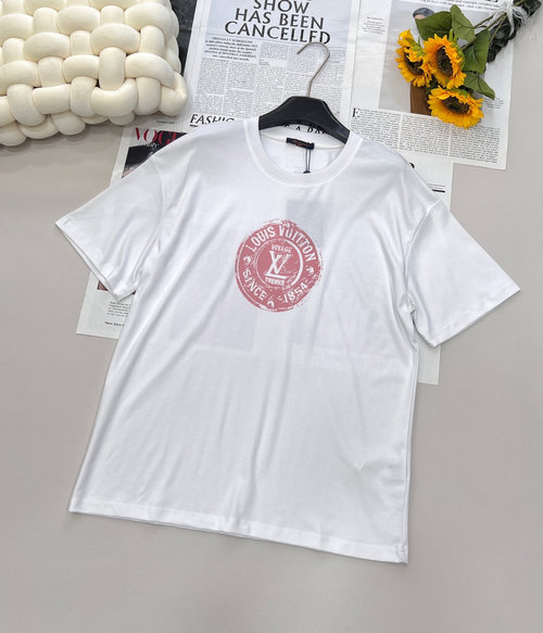 Louis Vuitton Printed Short-sleeve T-shirt: Luxury, Comfort and Fashion