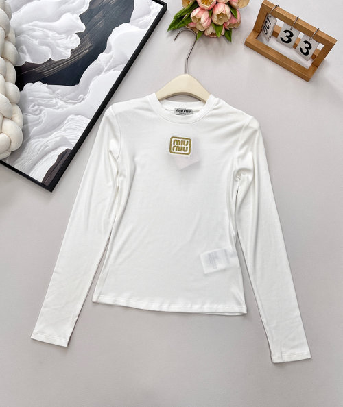 Miu Miu Elastic Fitted Long Sleeve T-Shirt with Gold Thread Letter Embroidery
