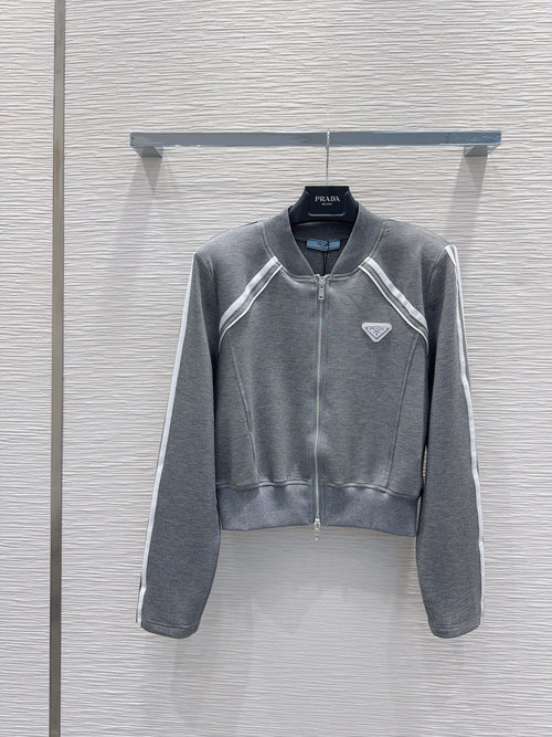 Prada Fashionable New-style Coat with Exquisite Details and Superior Craftsmanship