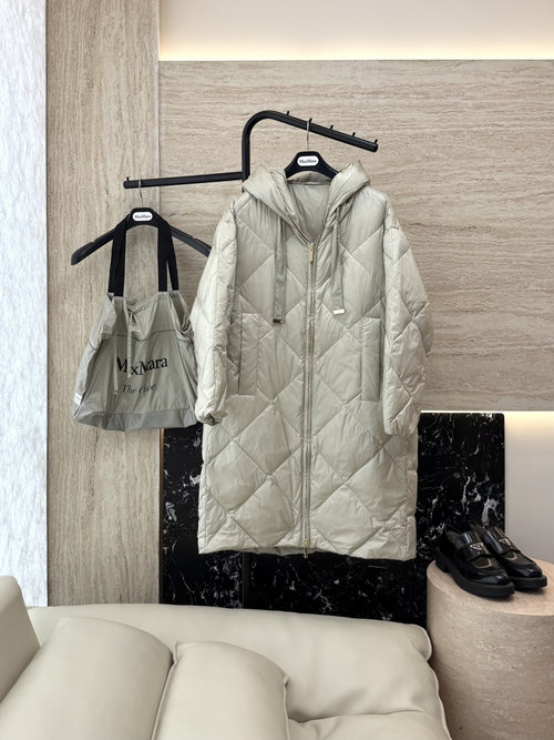 Max Mara High-Quality Diamond-Patterned White Goose Down Zip-Up Jacket