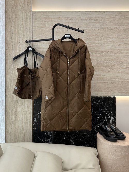 Max Mara High-Quality Diamond-Patterned White Goose Down Zip-Up Jacket