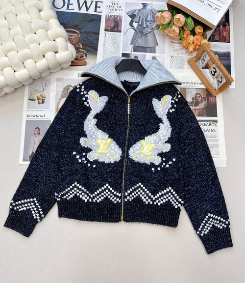Louis Vuitton Monogram Koi Zip-up Cardigan with High-end Design