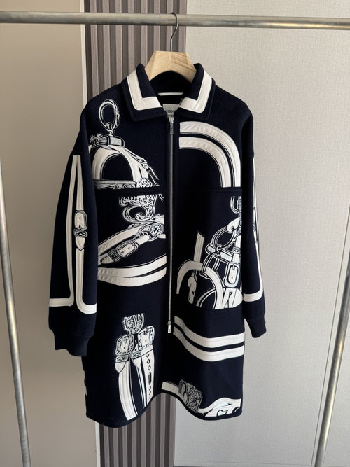 Hermes High - Quality Navy 100% Cashmere Coat with Sheepskin Embroidery