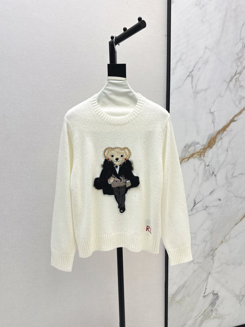 Loro Piana British Style Bear Embroidery Knitted Sweater with Classic Loose Fit