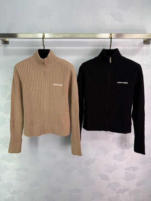 Miu Miu Zip-Up Stand Collar Knitted Cardigan with Letter Emblem, Slim and Timelessly Elegant