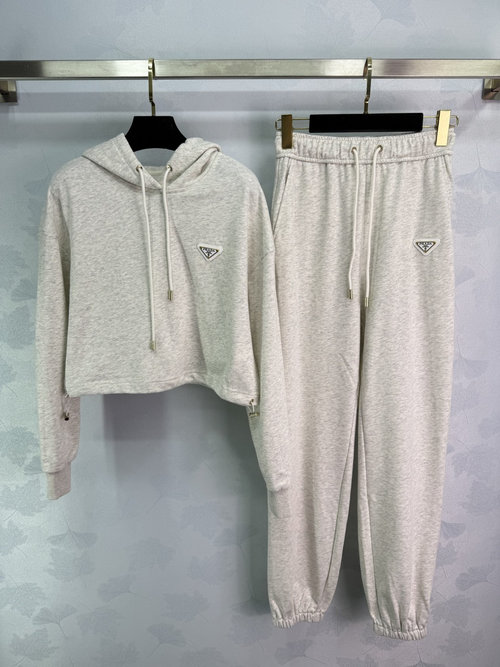 Prada Lightweight Clothing Set, Stylish and Slimming