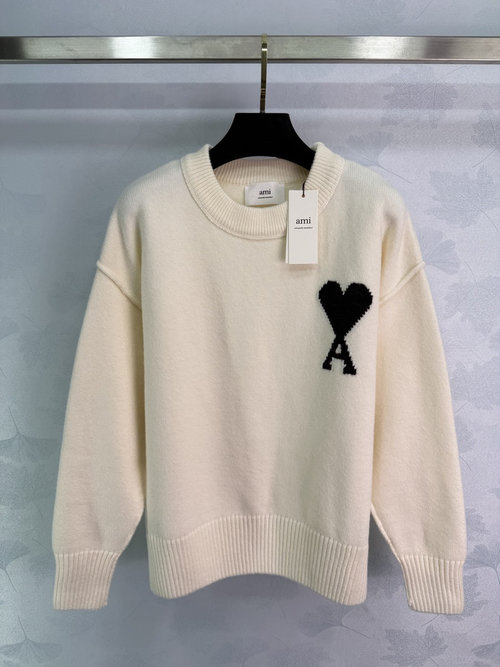 Ami Heart Pattern Knit Pullover, Comfortable and Stylish