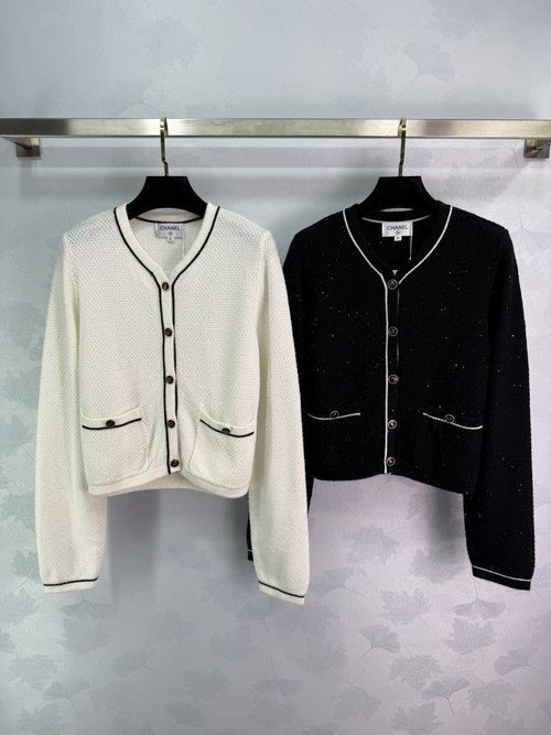 Chanel Color-Block Knit Cardigan with Double Pockets, Slim-Fitting