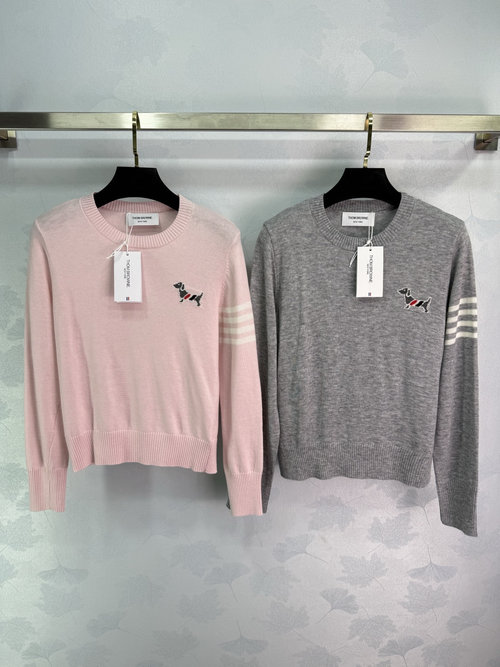 Thom Browne Chic Dog Embroidery Raglan Sleeve Knit Top