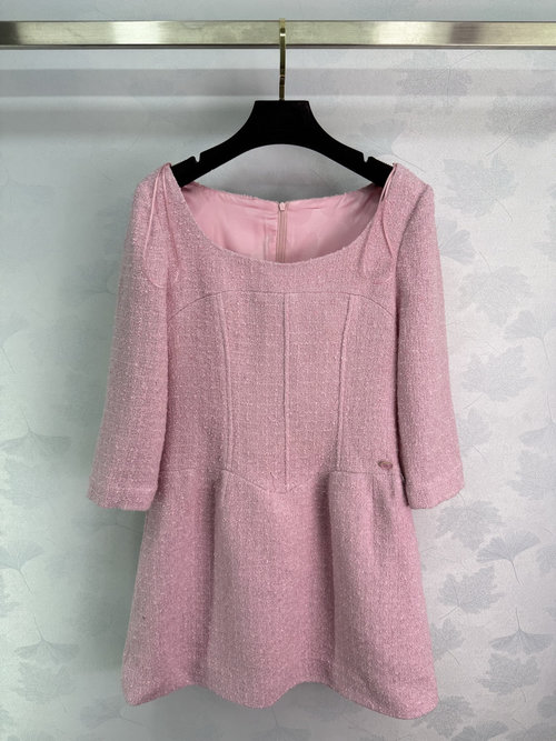 Chanel Stylish Mid-Sleeve Round-Neck Dress Featuring Double C Logo