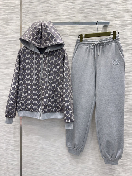 Gucci Reversible Suit Set, Stylish and Slimming, Wardrobe Essential