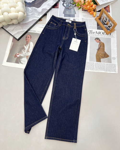 Chanel Straight Denim Jeans with Embroidered Logo and Comfortable Fit