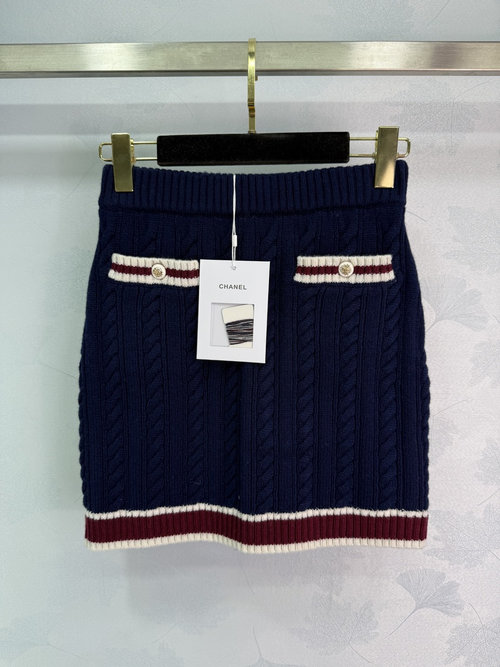 Chanel Knit Top and Skirt Set, Soft and Suitable for Daily Wear