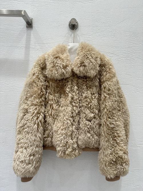 Miu Miu Premium Toscana Shearling Short Collar Coat with Handcrafted Details