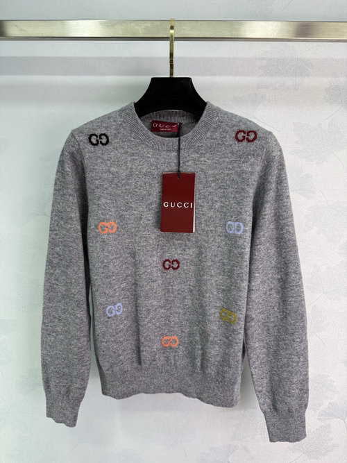 Gucci GG Jacquard Knit Pullover with Contrast Colors