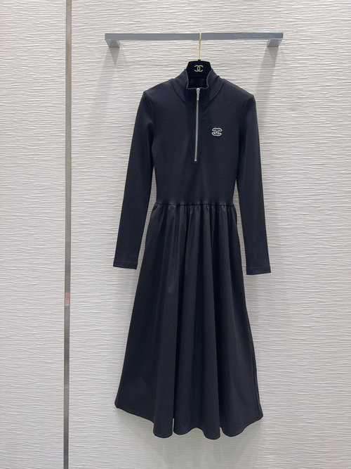 Chanel Elegant Waist-nipping Swing Dress with Logo