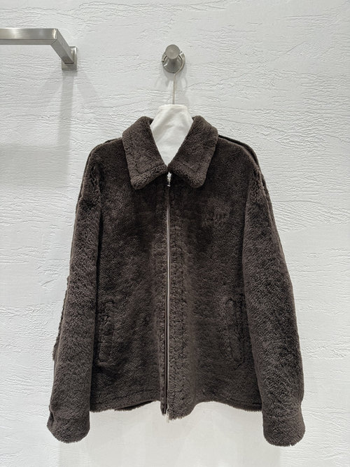 Miu Miu Exclusive Imported Merino Fur Coat with Classic and Lazy Design