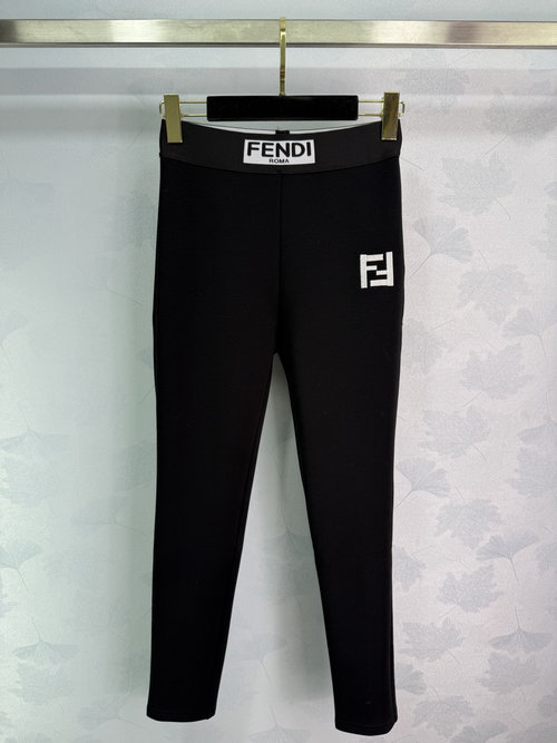 Fendi Comfortable Elastic Logo Black Leggings for Versatile Wear